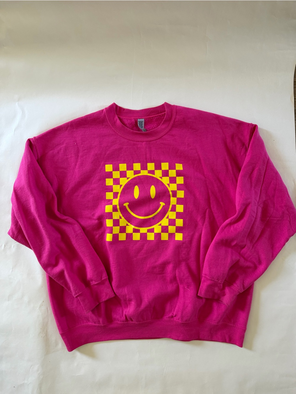 Bright Pink Smiley Graphic Crewneck Sweater XL